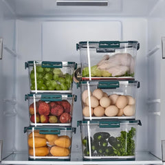 7592